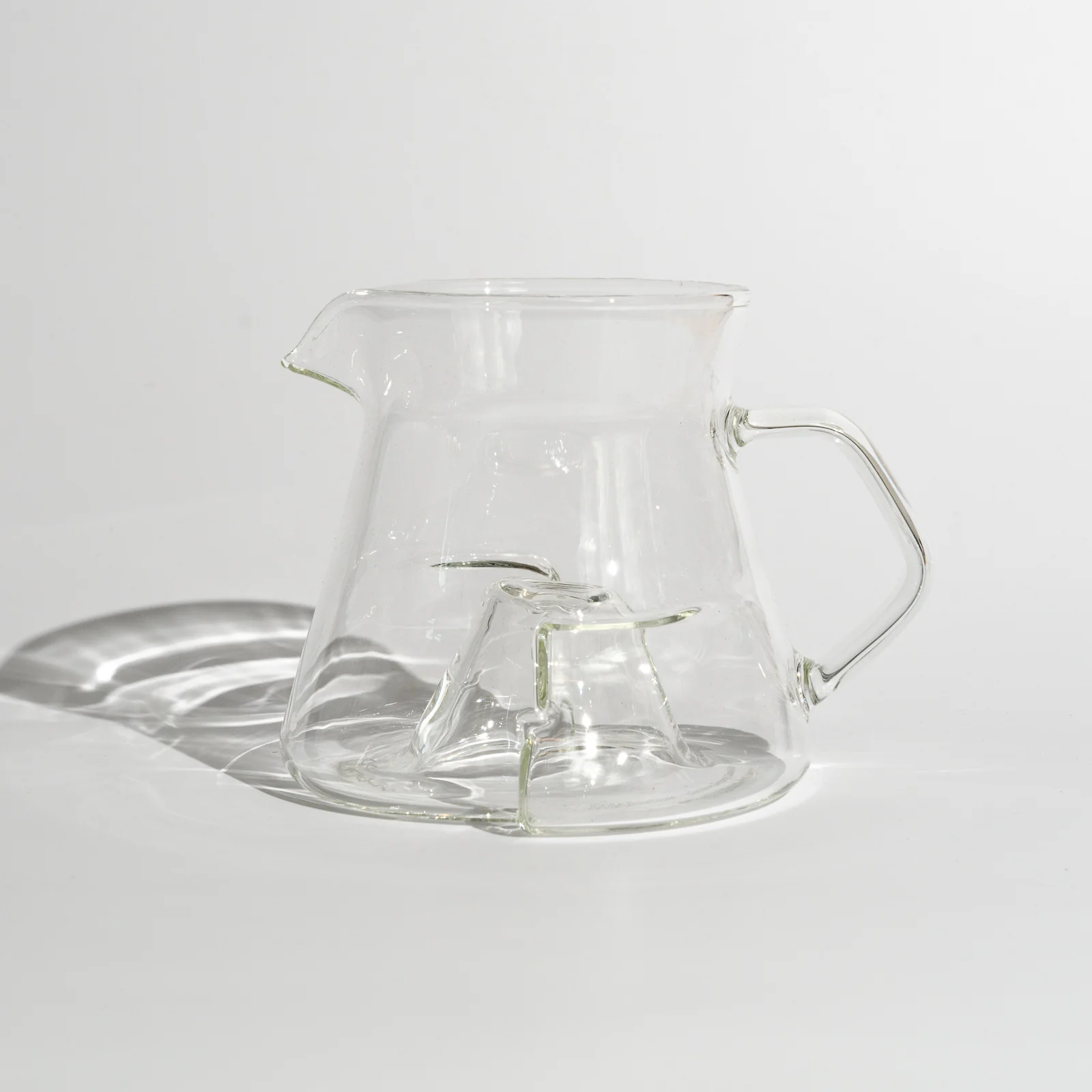 ICOSA -  Avensi Wave - Cyclone Carafe - SMALL 400mL