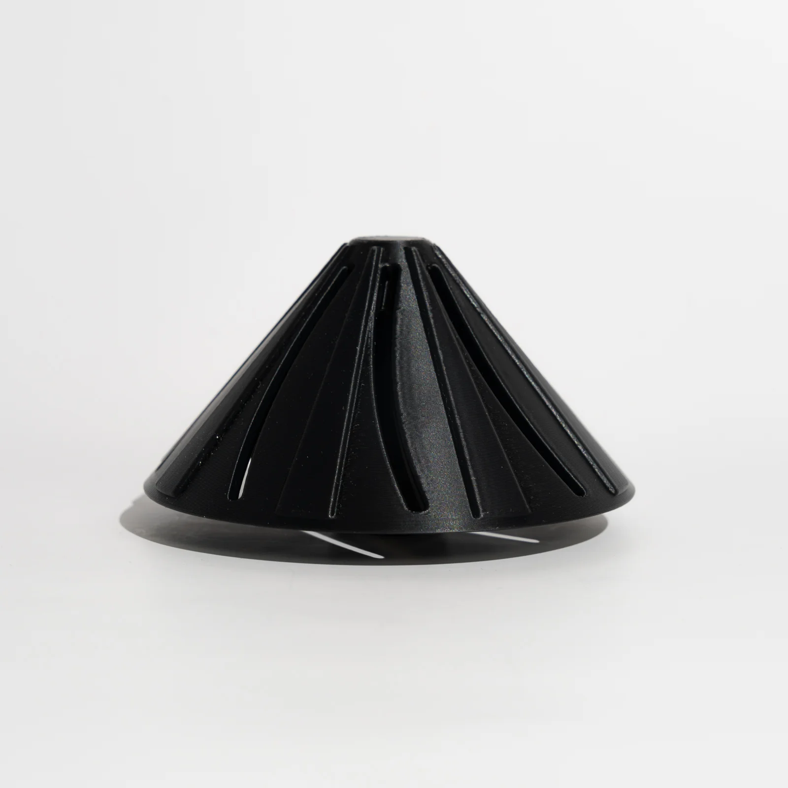 UFO - Pour-Through Disputer - Image 3